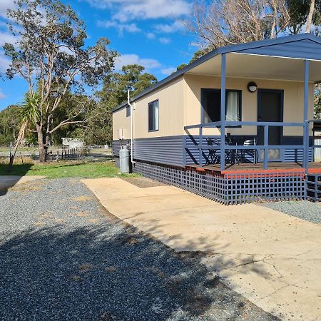 Pinjarra Caravan Park And Cabins Exterior photo
