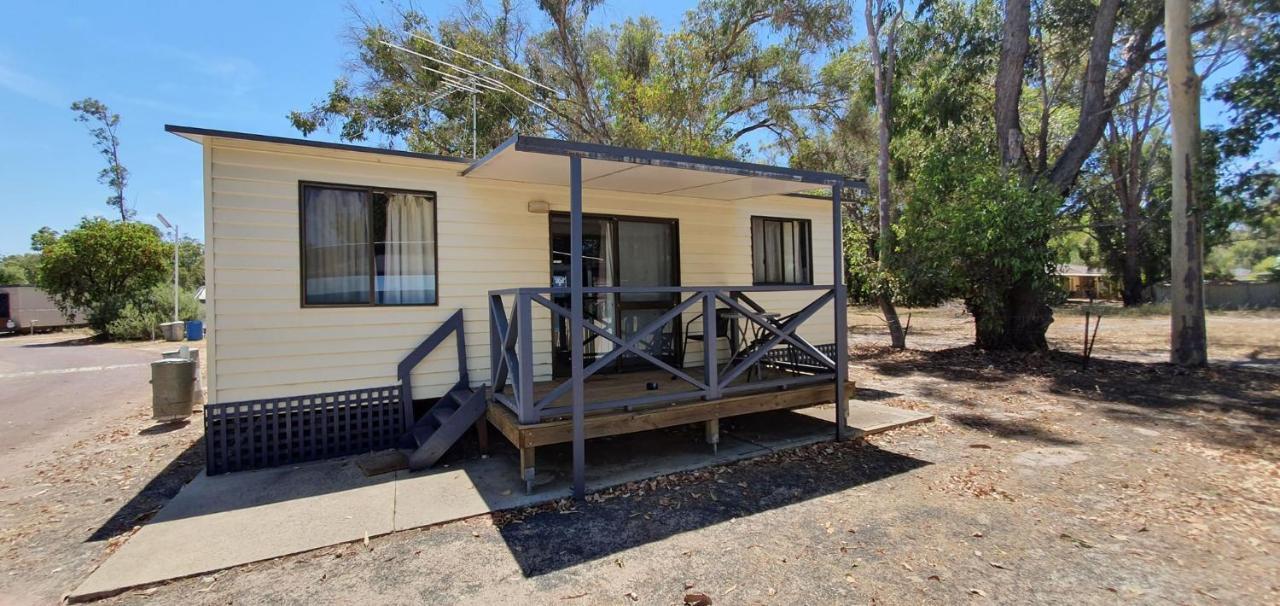 Pinjarra Caravan Park And Cabins Exterior photo