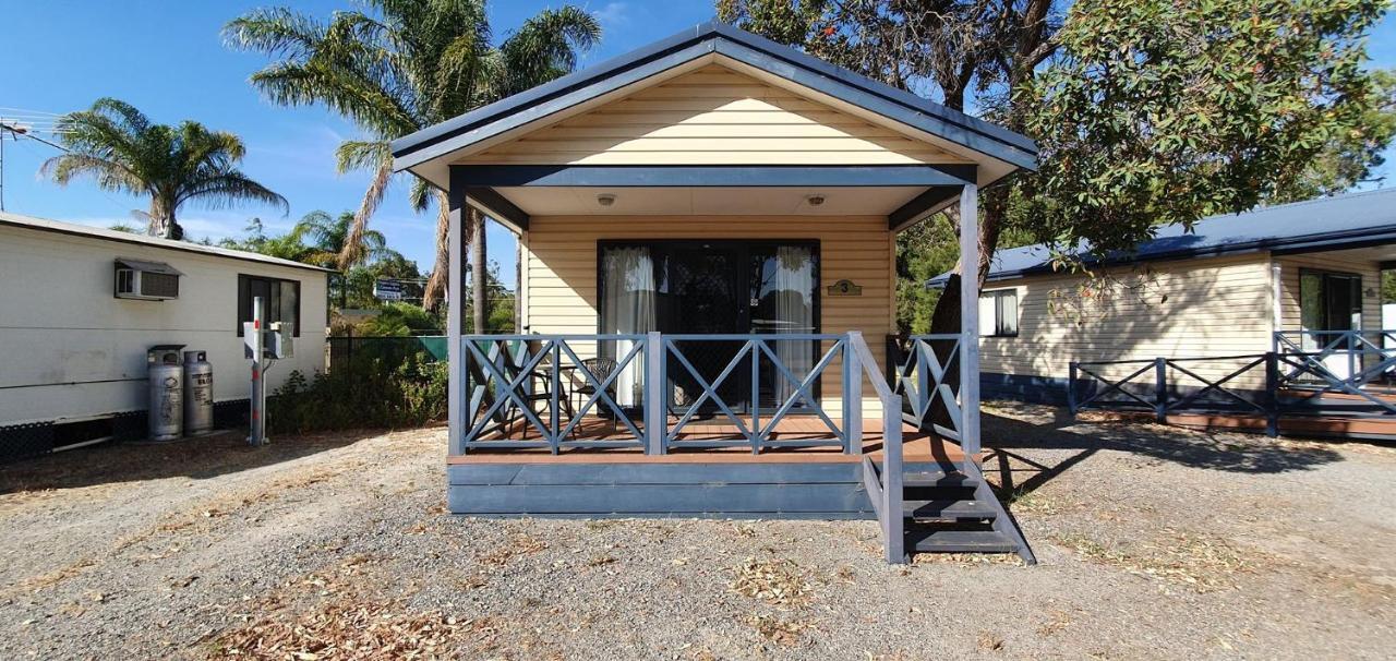 Pinjarra Caravan Park And Cabins Exterior photo