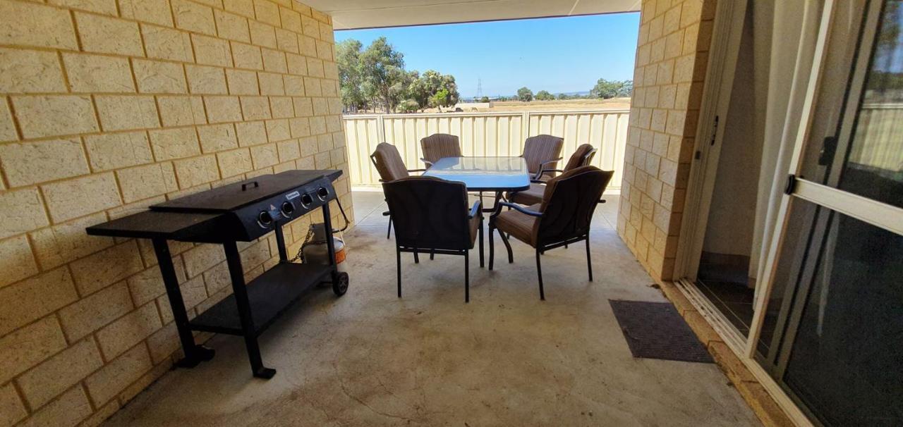Pinjarra Caravan Park And Cabins Exterior photo